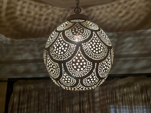 Handcrafted Moroccan Brass Pendant – Elegant Ceiling Light (PL 1072)